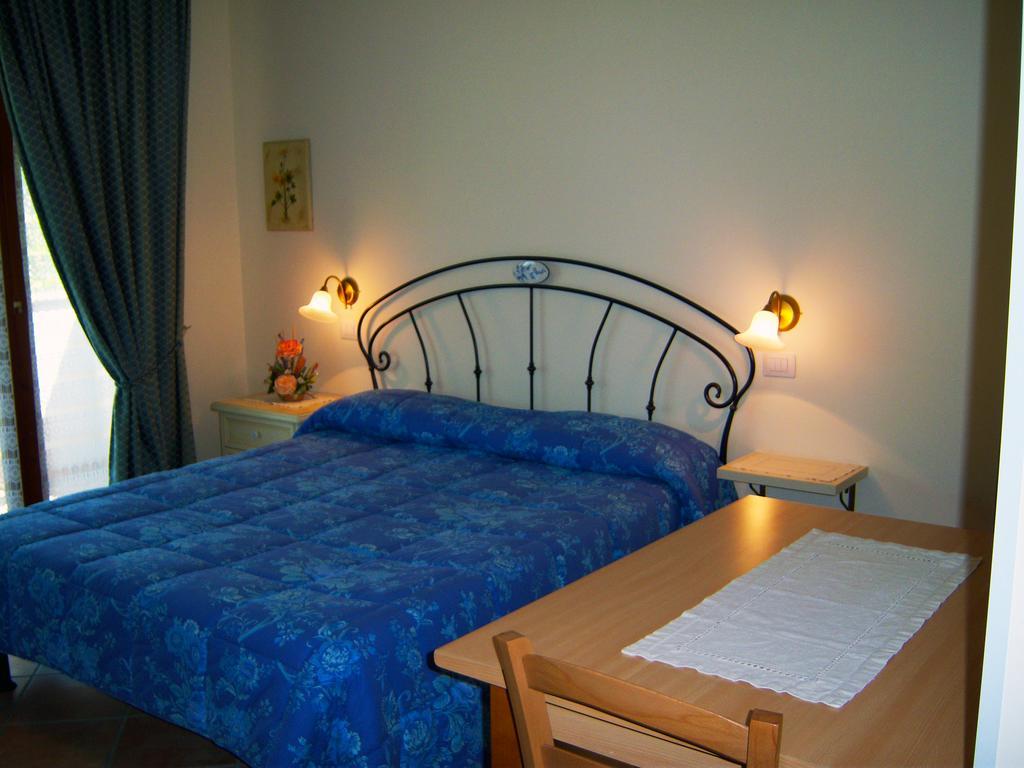 Casa Vacanze Patrizia Montefiore dellʼAso Habitación foto